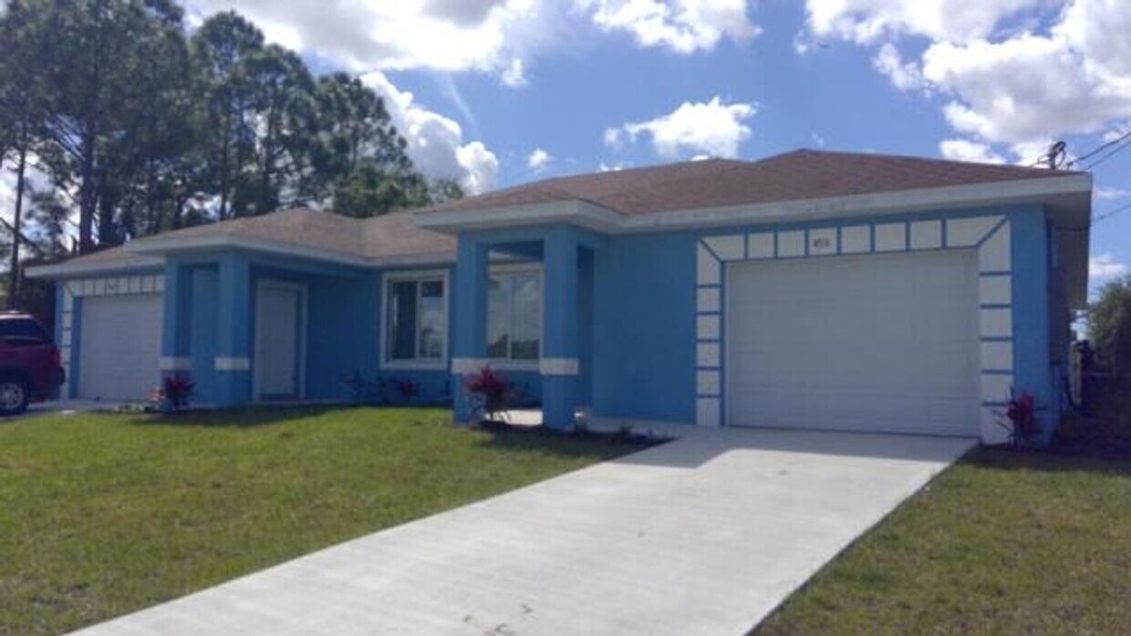 Foto principal - Newer Three Bedroom, 2 Bath, 1 Car garage-...