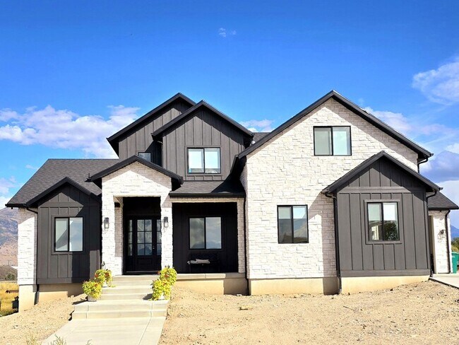 Building Photo - 779 S 450 E