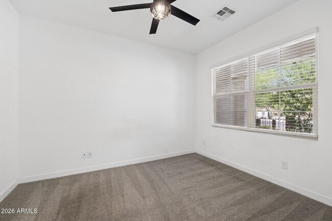 Building Photo - 4631 S Element