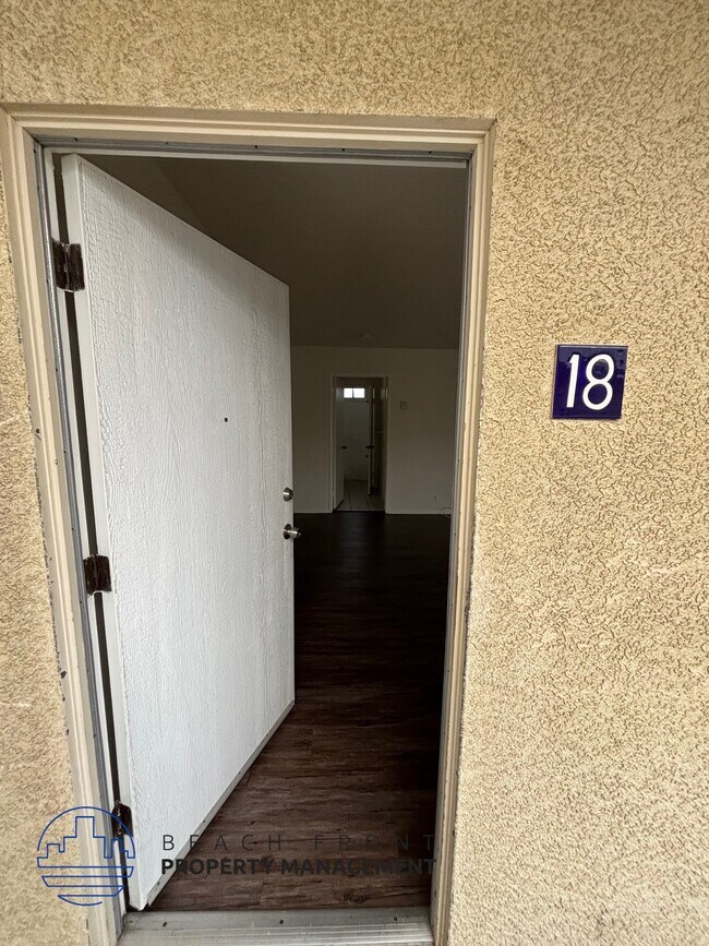 Foto del edificio - 1547 W. 261st St.