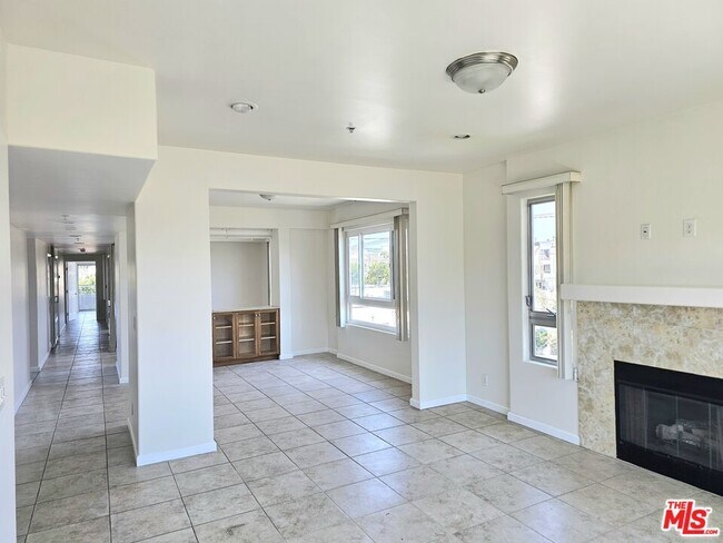 Foto del edificio - 1748 Colby Ave