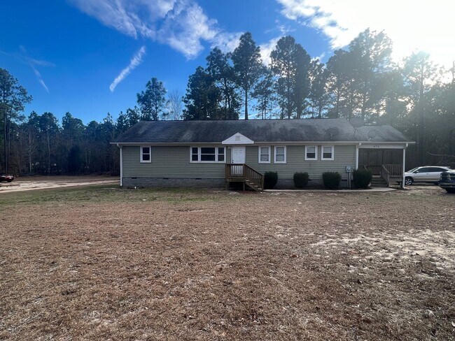 Building Photo - Charming 4-Bedroom Home for Rent at 475 Bu...