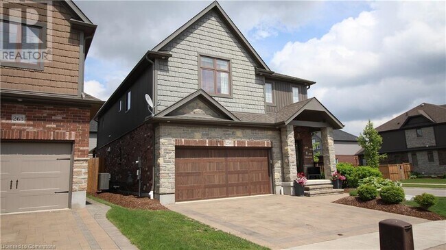 Building Photo - 259 Falconridge Dr