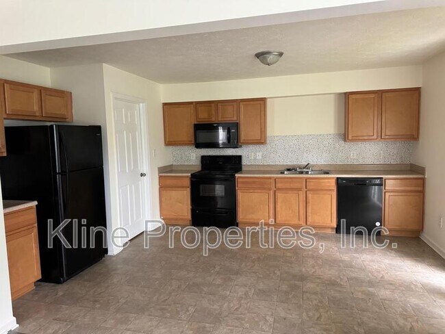 Building Photo - 1234 Topp Creek Dr