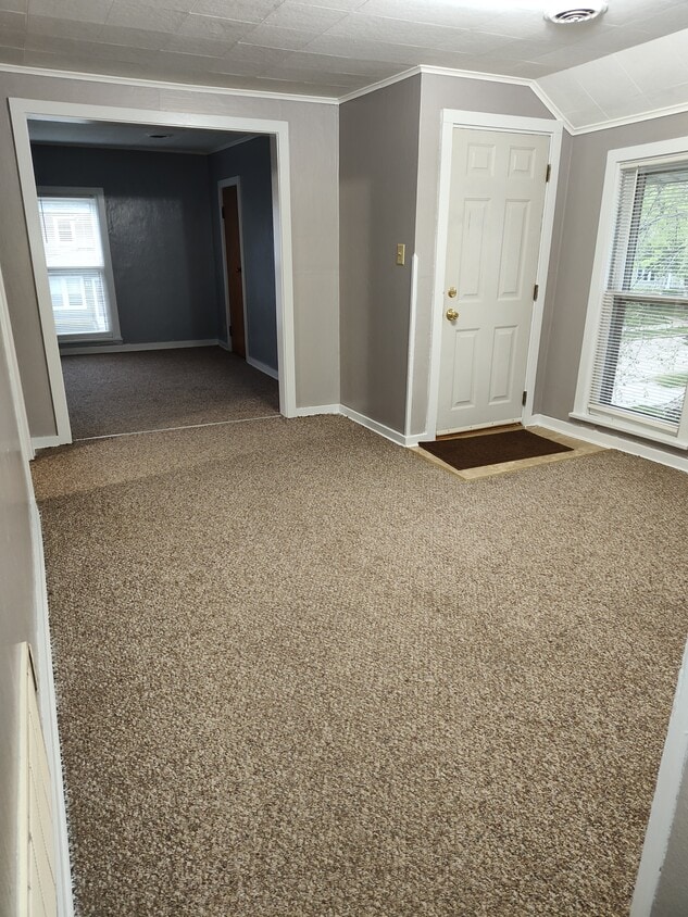 Primary Photo - 1308 Cedar St