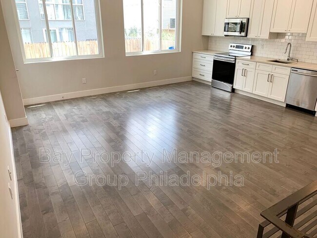 Foto del edificio - 1423 N Franklin St