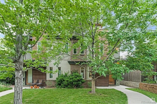 Building Photo - 4544 Utica St