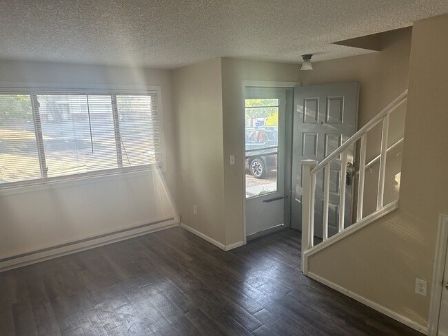 Building Photo - 4885 Basswood Dr