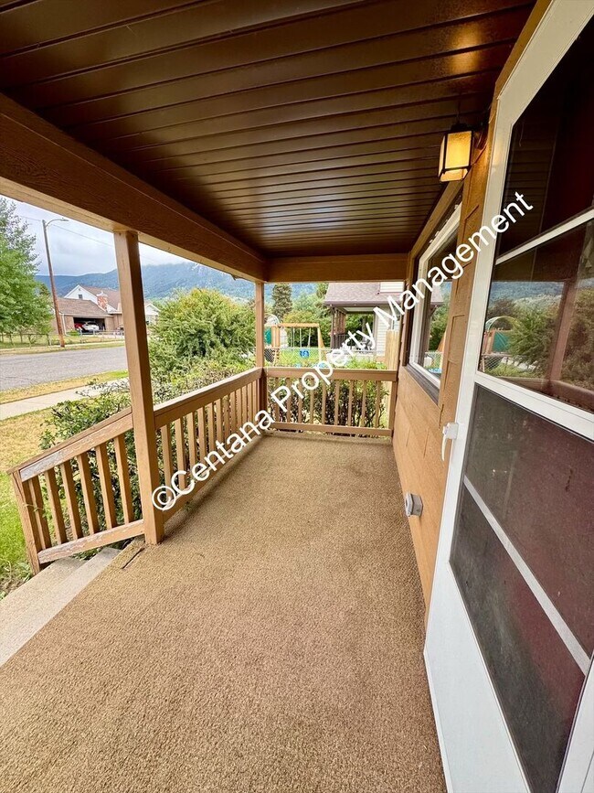 Foto del edificio - Remodeled 3 Bed 1 Bath on the Flats!
