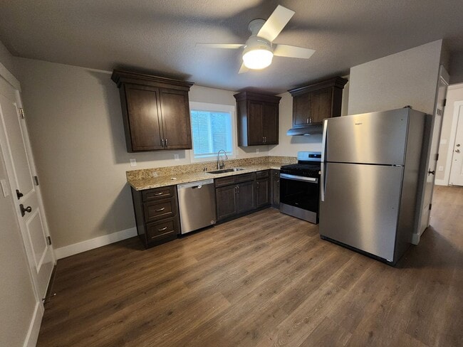 Photo - 843 9th Ave Townhome