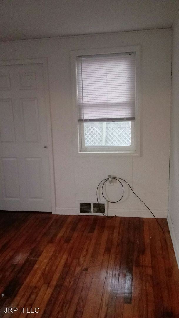 Building Photo - 3 br, 1 bath House - 14818 Wayne St