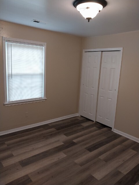 Foto principal - 6160 Darby Rd