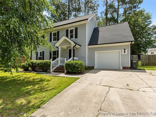 Building Photo - 662 Glenola St