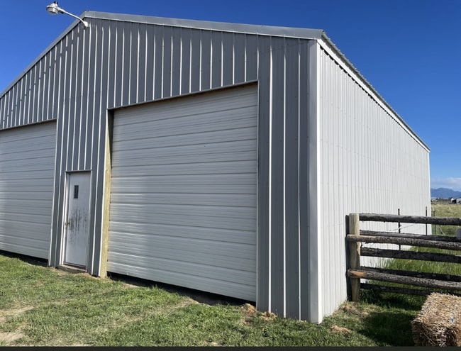Building Photo - 125 Sandy Ln