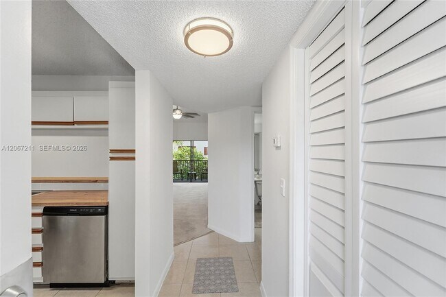 Foto del edificio - 2496 NW 89th Dr