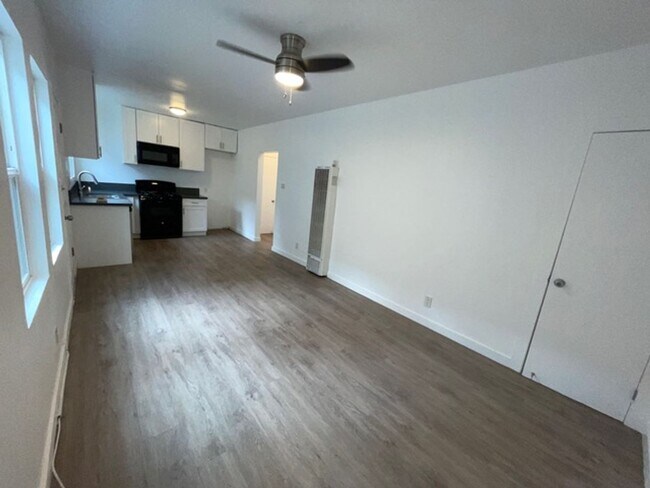 Foto del interior - 6809 West Blvd