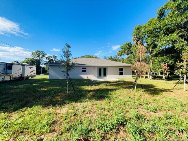 Foto del edificio - 7702 Lakeland Blvd