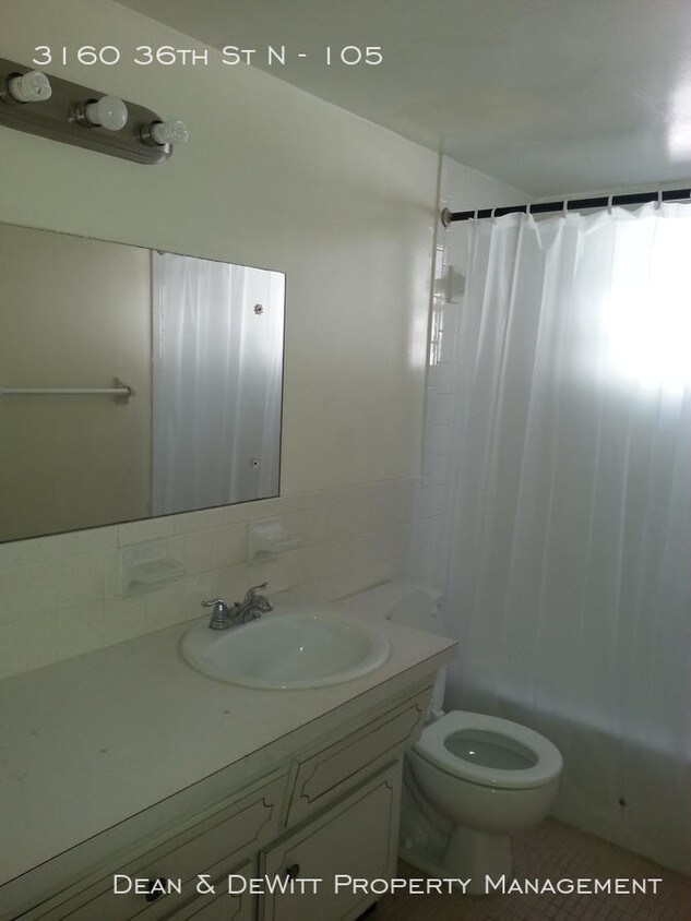Foto del edificio - 3160 36th St N