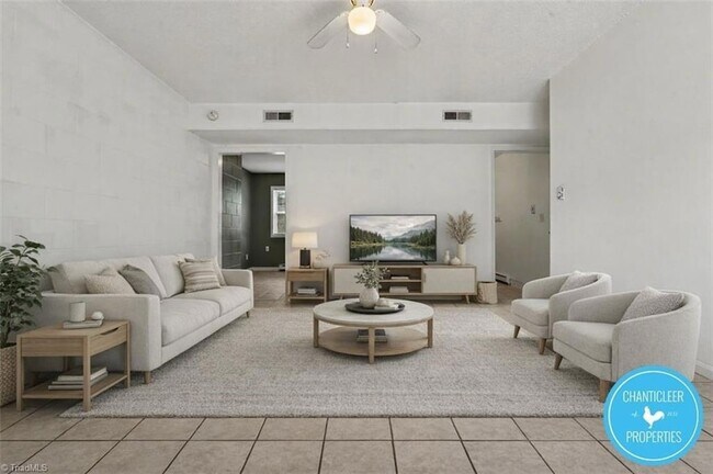 Foto del edificio - 1500 Autumn Dr