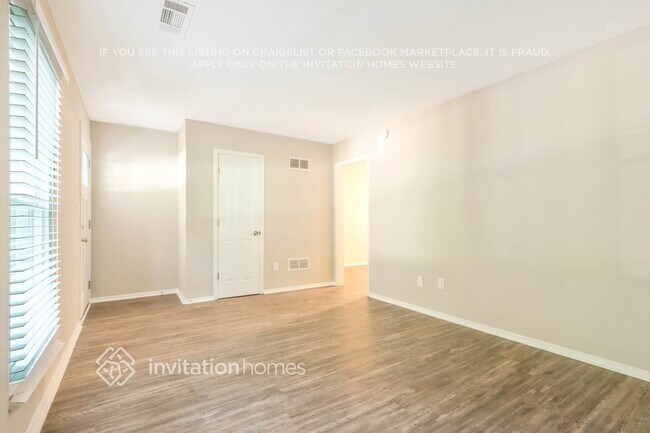 Foto del edificio - 2982 Invermere Woods Ct