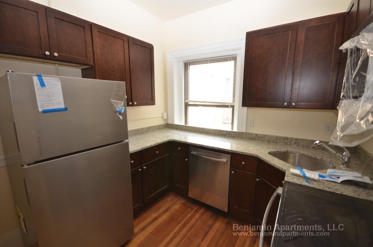 Foto principal - 1475 Beacon St
