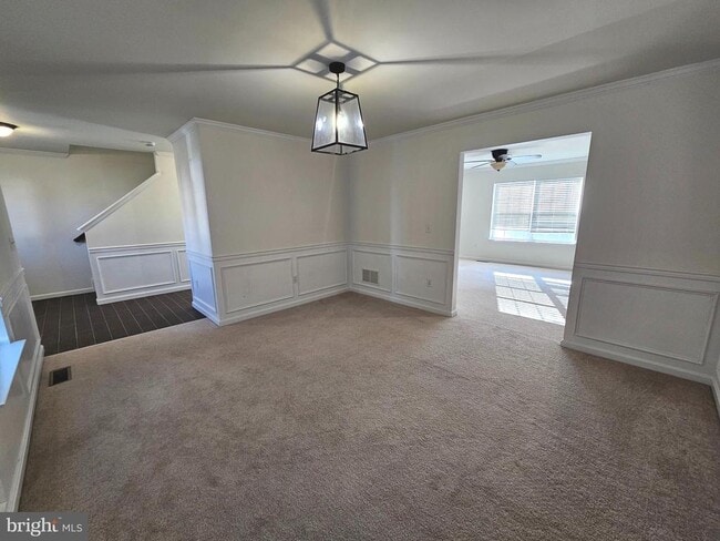 Building Photo - 269 S Marshview Terrace