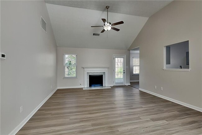 Building Photo - 4642 Devencrest Ln