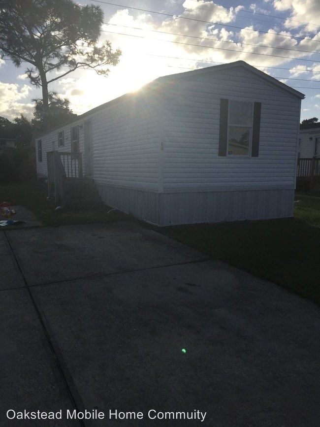 901 Massachusetts Ave Unit 221, Pensacola, FL 32505 Apartment for