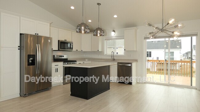 Foto del edificio - 2584 66th Ave S