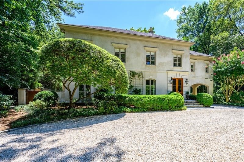 Foto principal - 930 Peachtree Battle Cir NW