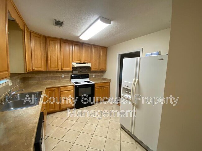 Foto del edificio - 105 Whisper Ct