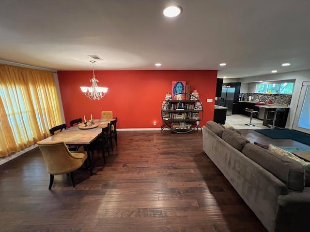 Foto del edificio - 2606 Loyola Ln