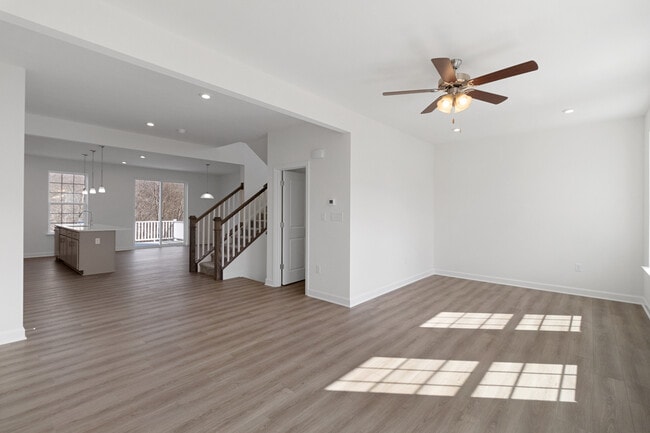 Kitchen exits to deck for relaxing - Stonebridge Townhomes