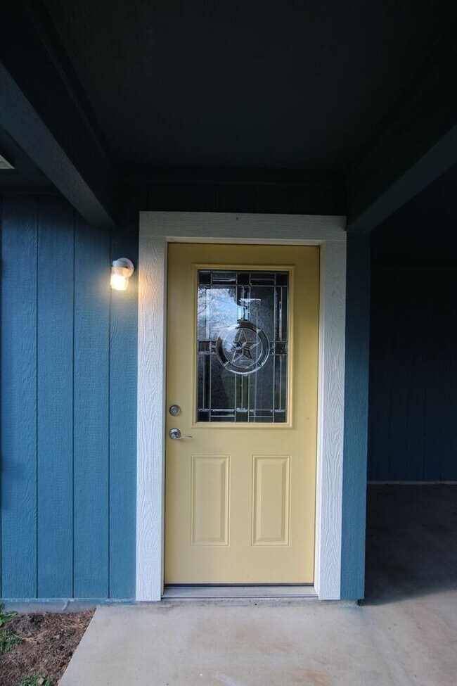 Self Tour Today! 3 bedroom, 2 bath in Br... House for Rent in