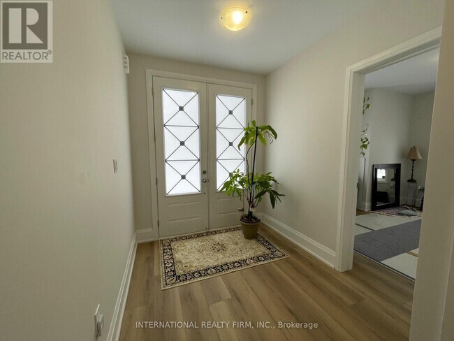 Photo du bâtiment - 670 Park Rd