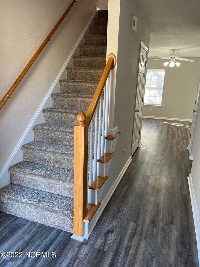 Foto del edificio - 4250 Williamsbrook Ln