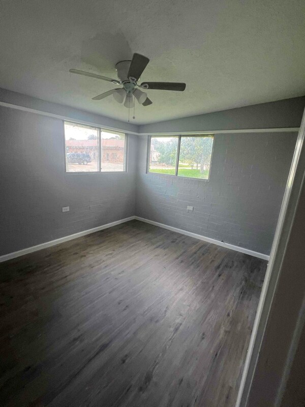 Foto del edificio - 204 Kirby Ave