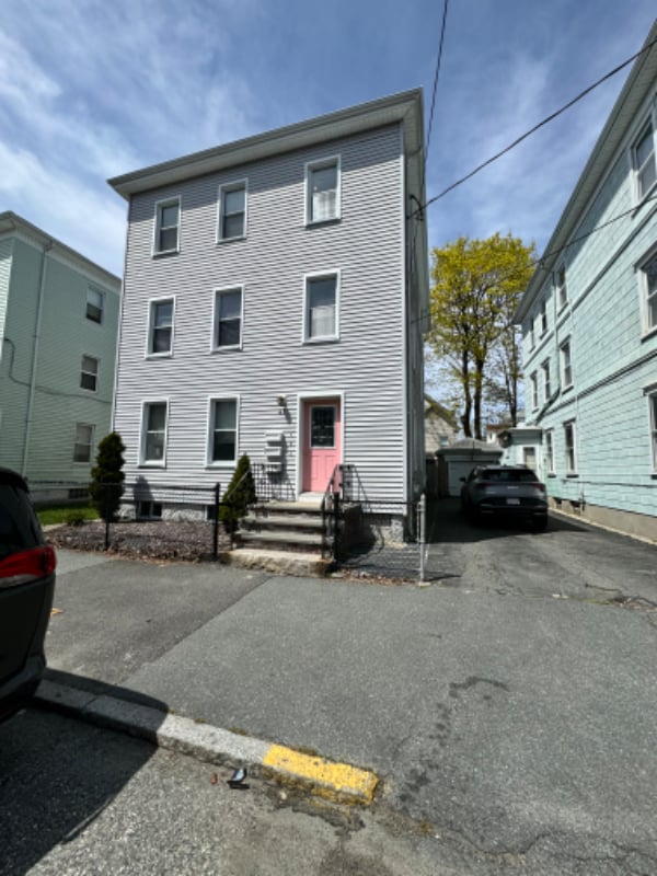 43 Hemlock St Unit 2, New Bedford, MA 02740 Room for Rent in New