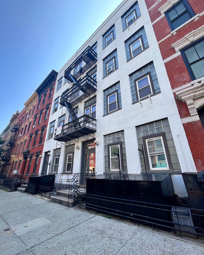 1025 Washington St Unit 3F, Hoboken, NJ 07030 Condo for Rent in