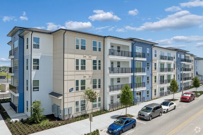 Building Photo - Regency