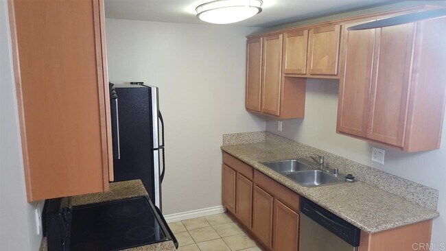 Foto del edificio - 1386 E Madison Ave