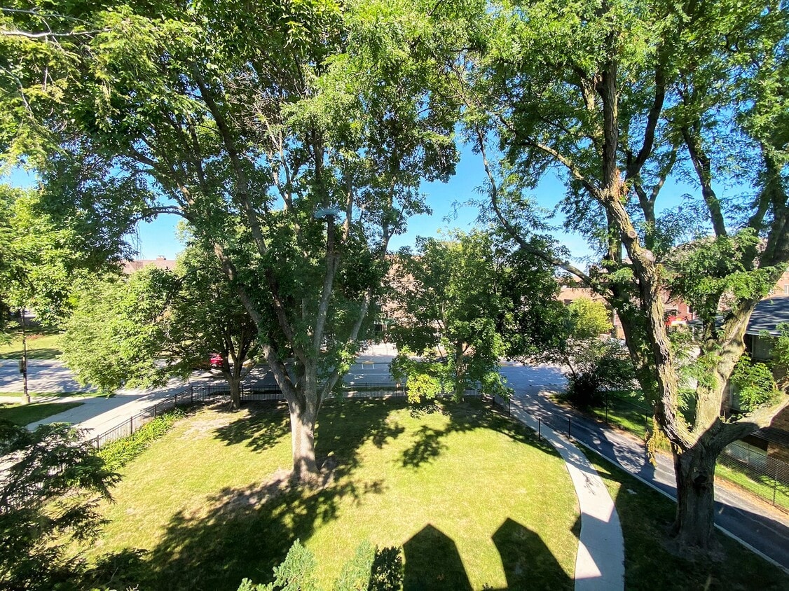 304 Welch Ave, Ames, IA 50014 Apartments in Ames, IA