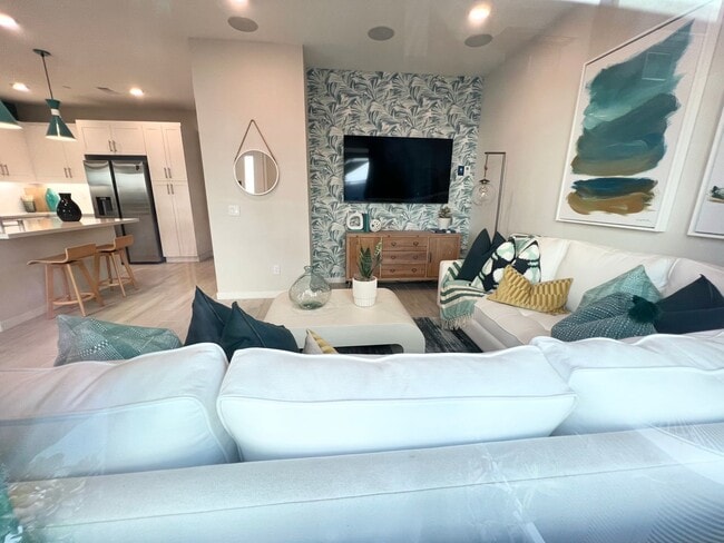 Building Photo - Brand New Modern Townhome in Ontario Ranch!