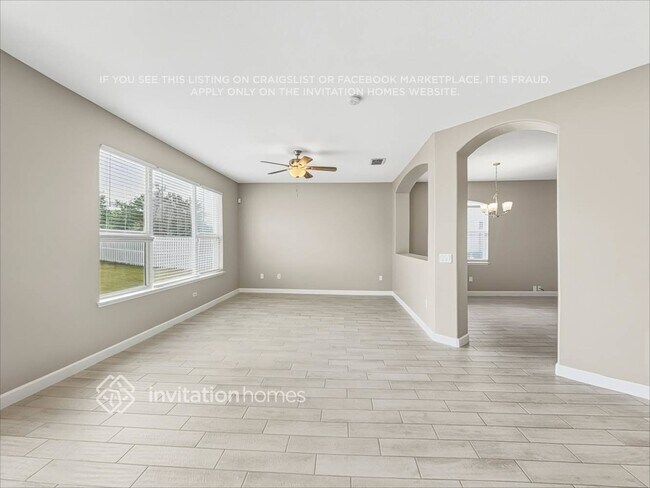 Foto del edificio - 13115 Canna Lily Dr
