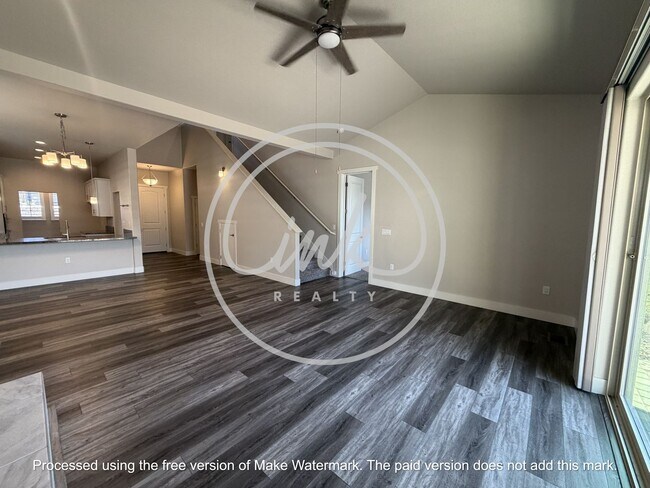 Foto del edificio - 439 Dubois Ln