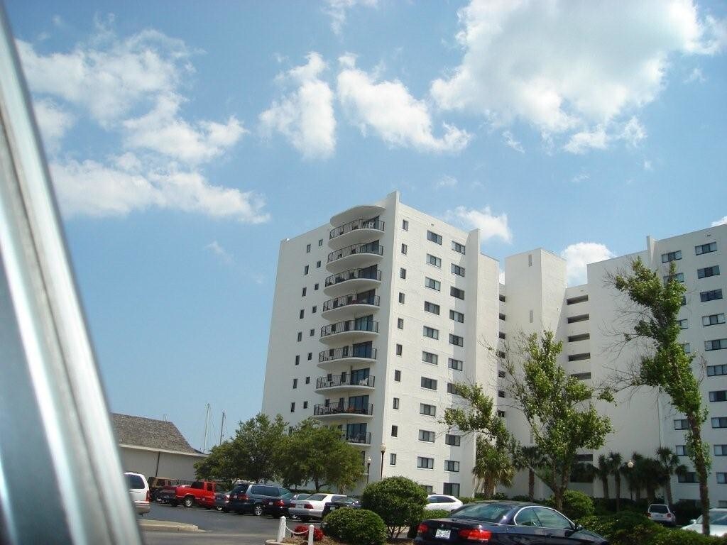 322 Causeway Dr, Wrightsville Beach, NC 28480 Condo for Rent in Wrightsville Beach, NC