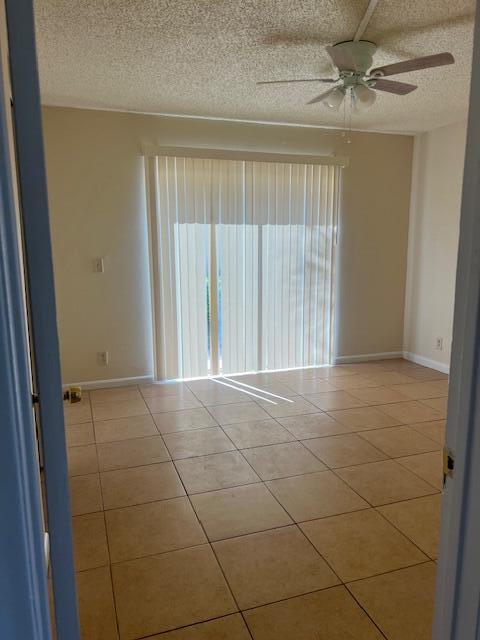 Building Photo - 10918 Royal Palm Blvd