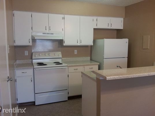Building Photo - 1201 Pecan Square Dr