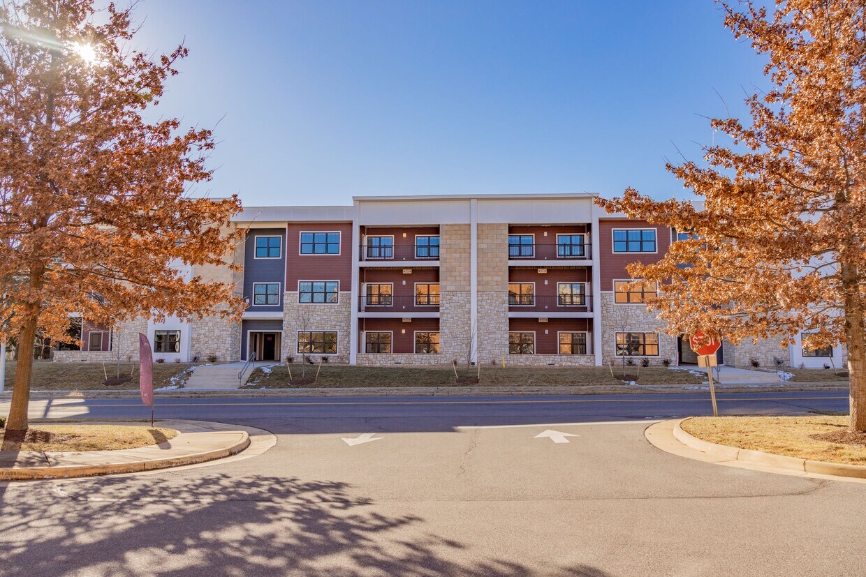 Harrison Plaza Apartments in Winchester, VA