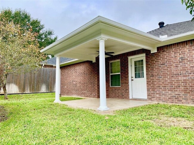 Building Photo - 158 Hidden Valley Cir